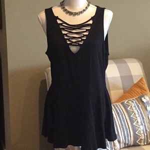 NWOT~ Torrid Black Tank with Flare